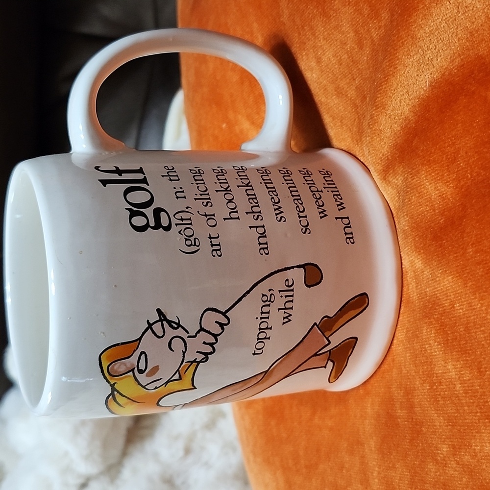 VINTAGE 1986 GOLF THEMED CERAMIC MUG